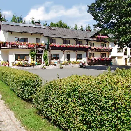 بيت ضيافة Landhaus-pension Zum Waffenschmied